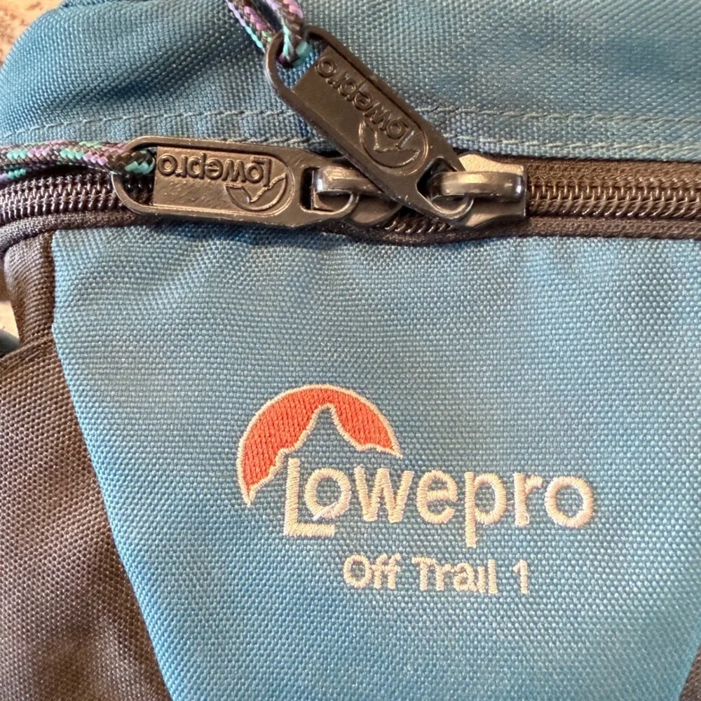 Lowepro Off Trail 1 Camera Waist Pack Belt Bag Teal Black Modular Lens Pouches